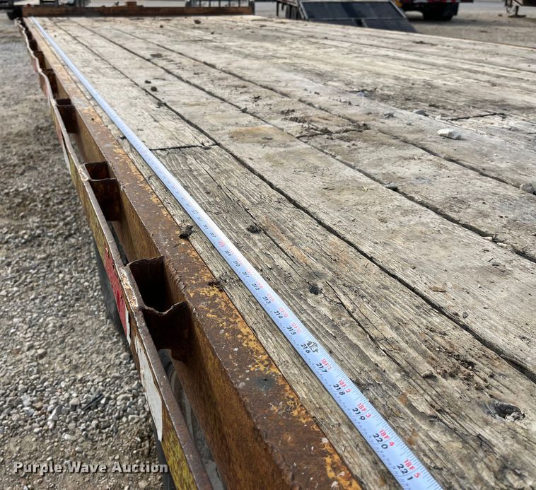 image for item MW9493 2001 Kiefer  equipment trailer