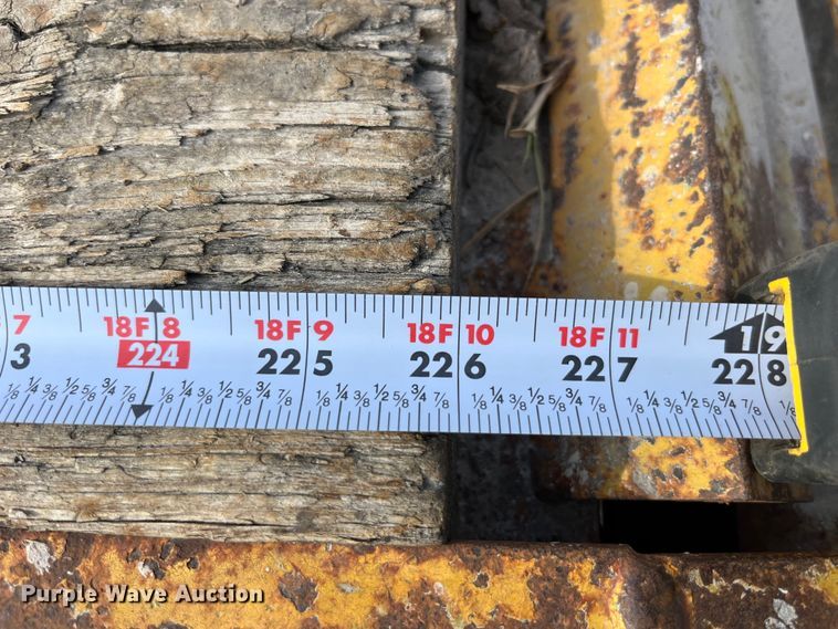 image for item MW9493 2001 Kiefer  equipment trailer