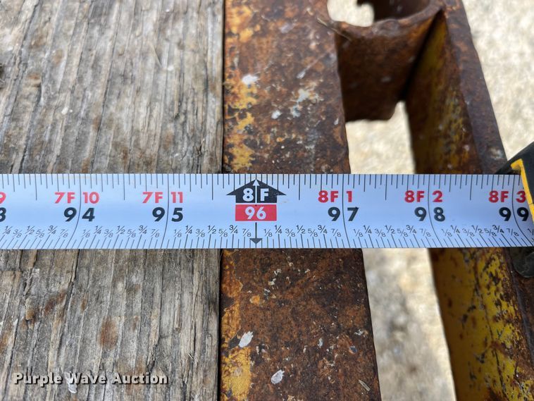 image for item MW9493 2001 Kiefer  equipment trailer