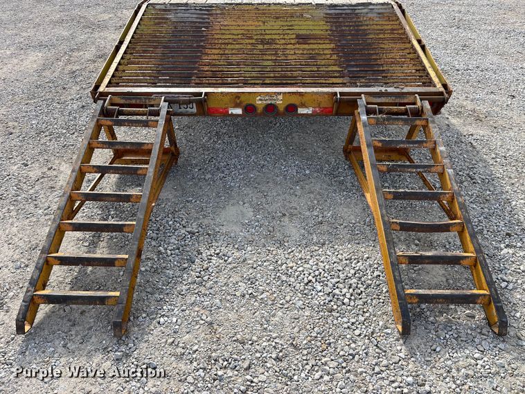 image for item MW9493 2001 Kiefer  equipment trailer