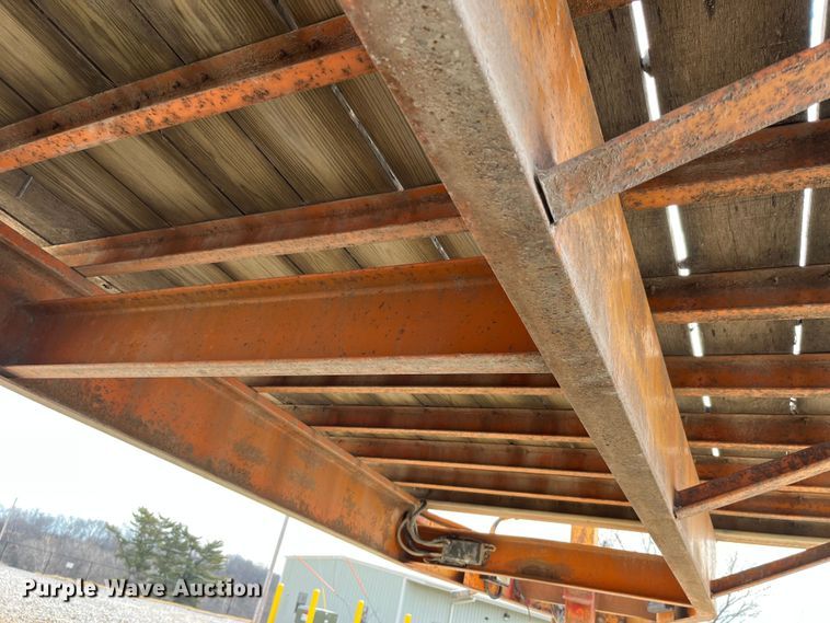 image for item MW9493 2001 Kiefer  equipment trailer