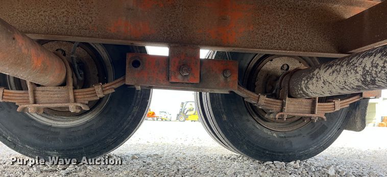 image for item MW9493 2001 Kiefer  equipment trailer