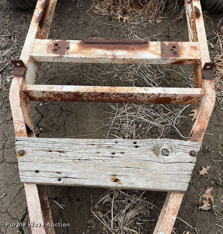 image for item MW9505 Dry fertilizer spreader trailer frame