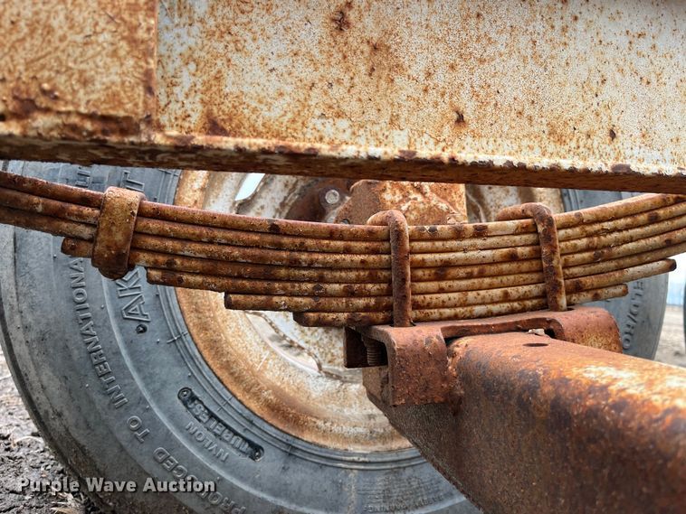 image for item MW9505 Dry fertilizer spreader trailer frame