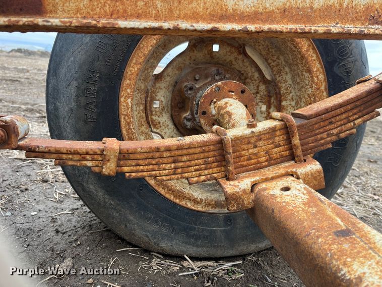 image for item MW9505 Dry fertilizer spreader trailer frame