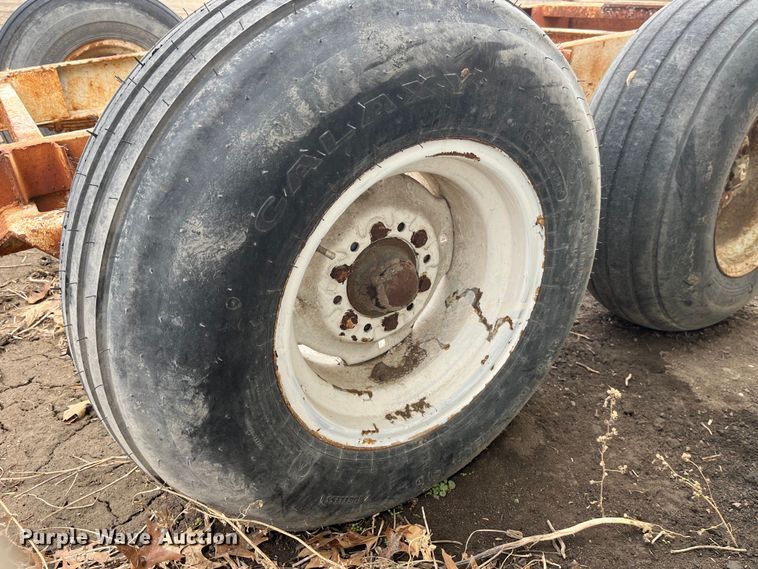 image for item MW9505 Dry fertilizer spreader trailer frame