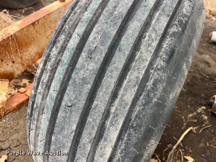 image for item MW9505 Dry fertilizer spreader trailer frame