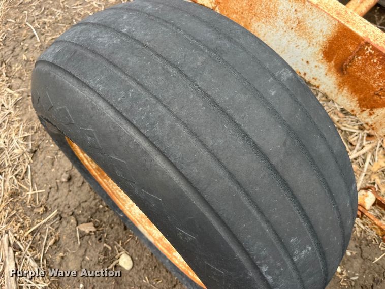 image for item MW9505 Dry fertilizer spreader trailer frame