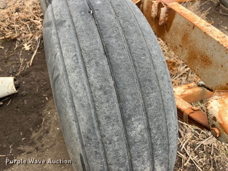 image for item MW9505 Dry fertilizer spreader trailer frame