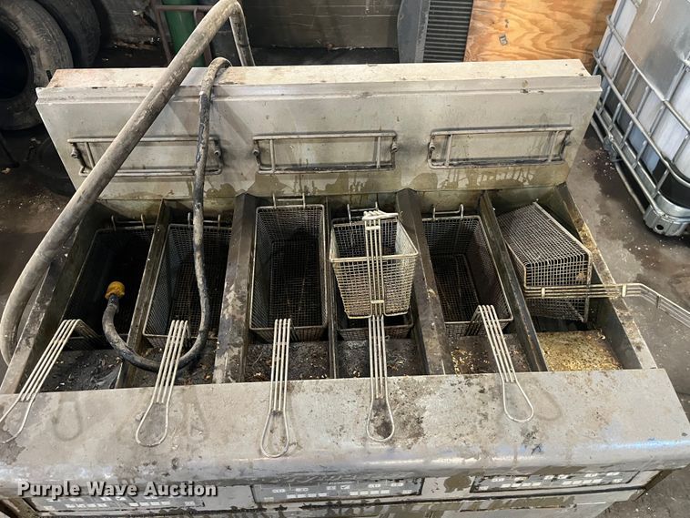 image for item MW9517 Frymaster BIPH355-6CSD  deep fryer