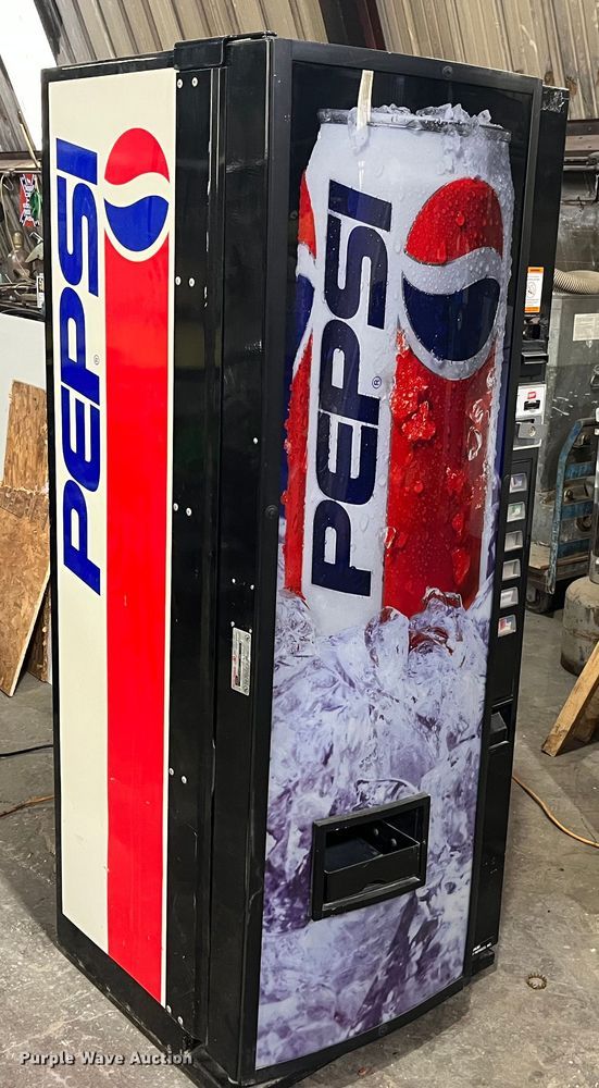 image for item MW9518 Dixie-Narco DNCB276MC/162-6PE2369  vending machine