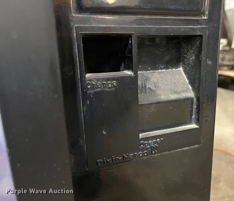 image for item MW9518 Dixie-Narco DNCB276MC/162-6PE2369  vending machine