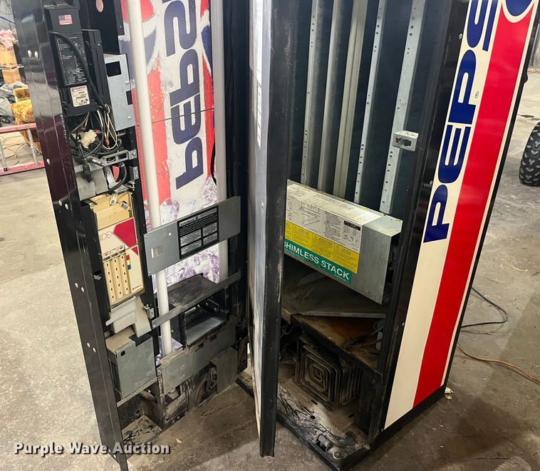 image for item MW9518 Dixie-Narco DNCB276MC/162-6PE2369  vending machine