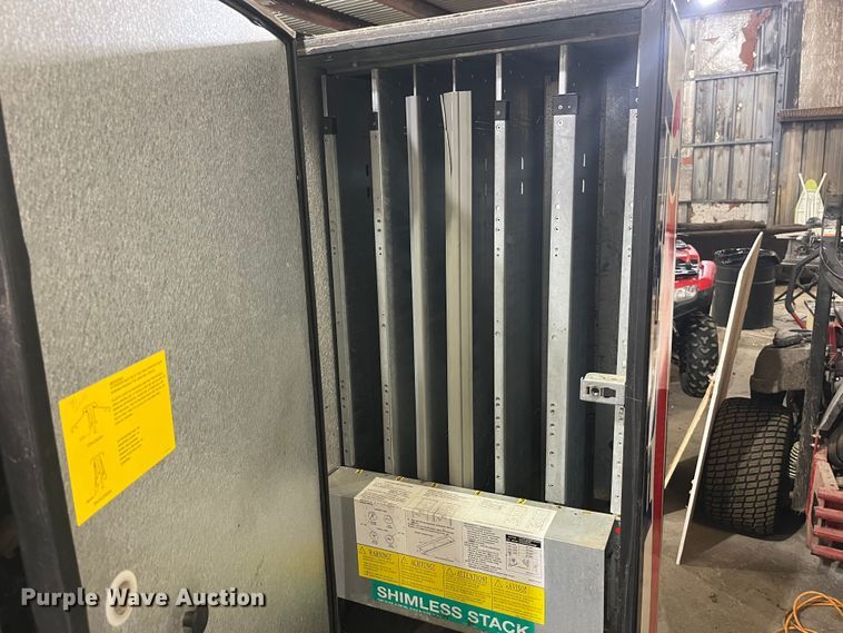 image for item MW9518 Dixie-Narco DNCB276MC/162-6PE2369  vending machine