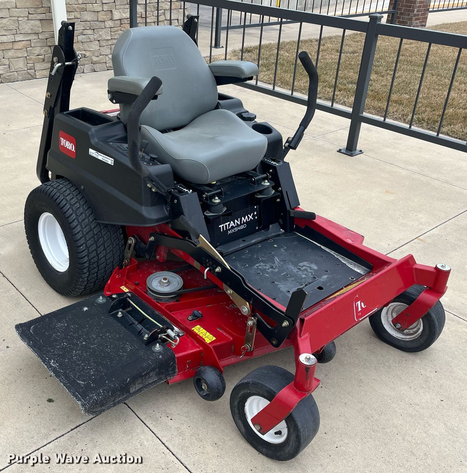 Toro Titan MX5480 ZTR lawn mower in McPherson, KS Item HP9480 sold