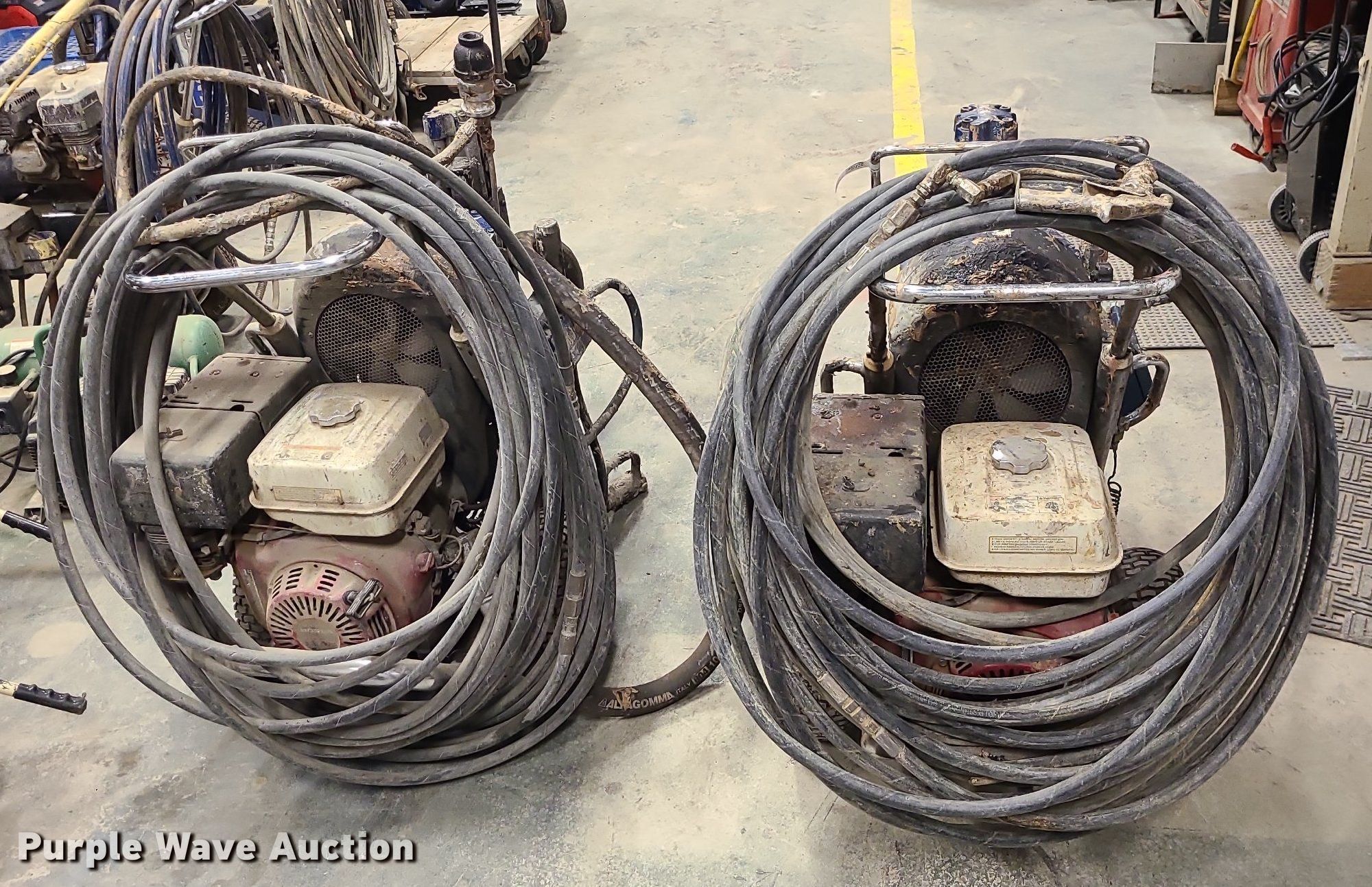(2) Graco HydraMax 350 paint sprayers in Grandview, MO Item JG9445