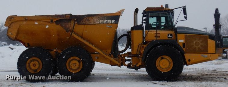 image for item AF9272 2012 John Deere 460E  haul truck