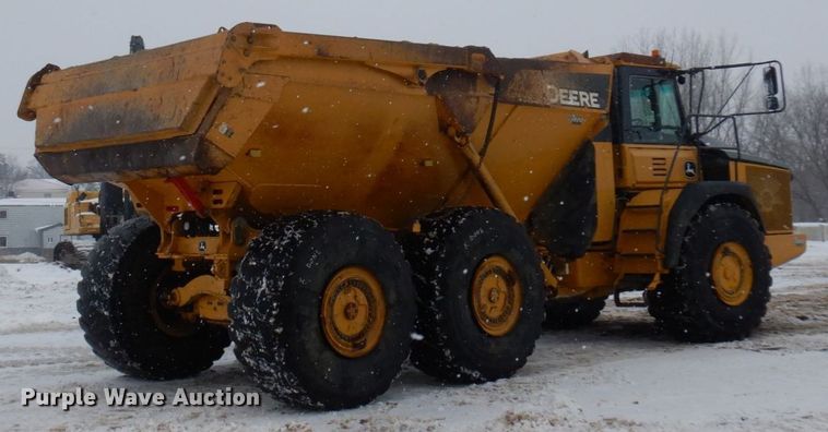 image for item AF9272 2012 John Deere 460E  haul truck