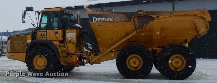 image for item AF9272 2012 John Deere 460E  haul truck