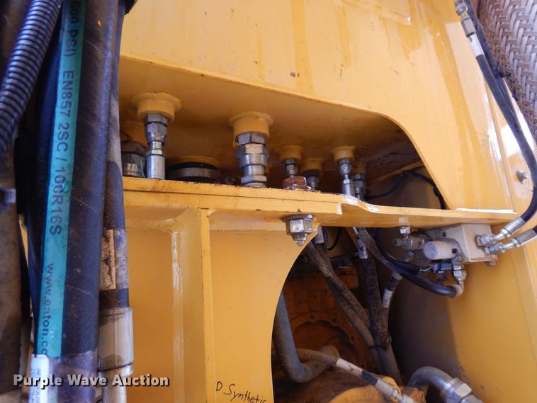 image for item AF9272 2012 John Deere 460E  haul truck