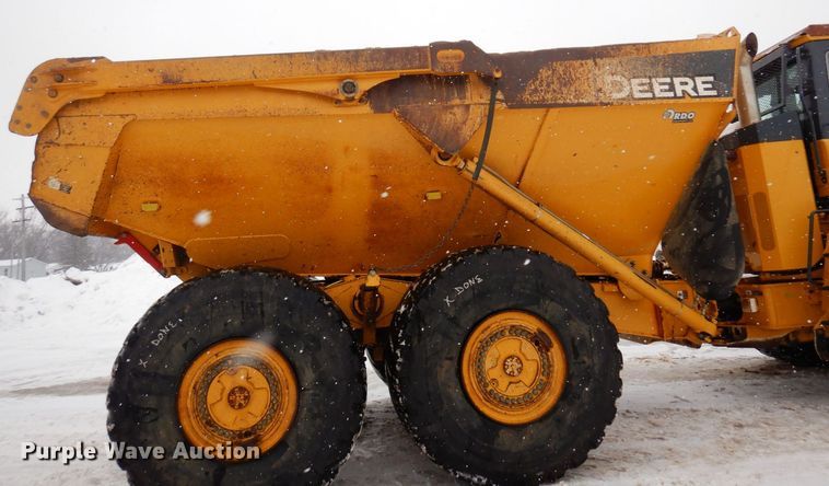 image for item AF9272 2012 John Deere 460E  haul truck