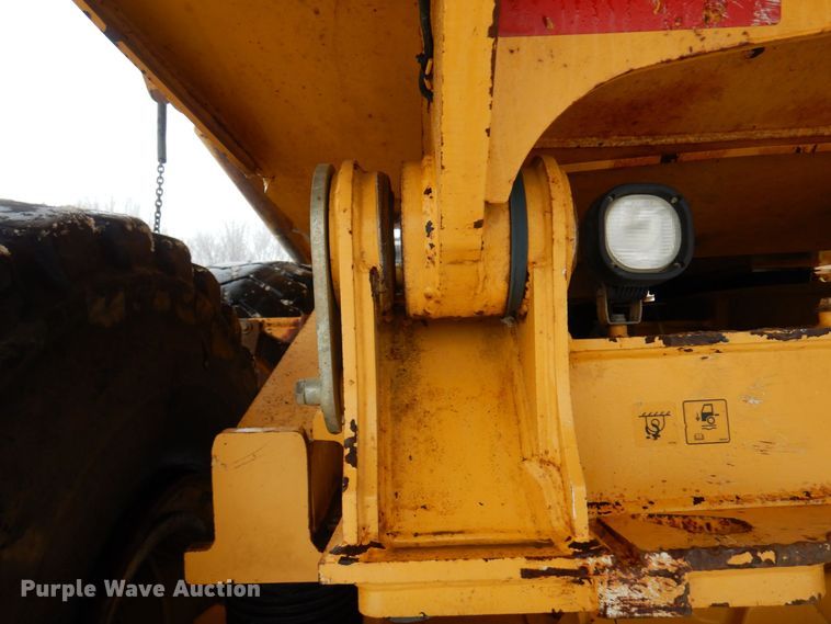 image for item AF9272 2012 John Deere 460E  haul truck