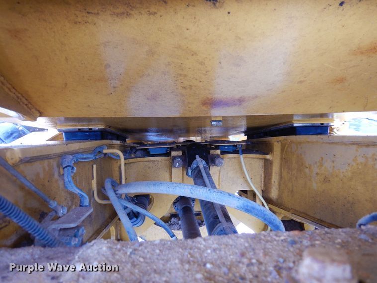 image for item AF9272 2012 John Deere 460E  haul truck