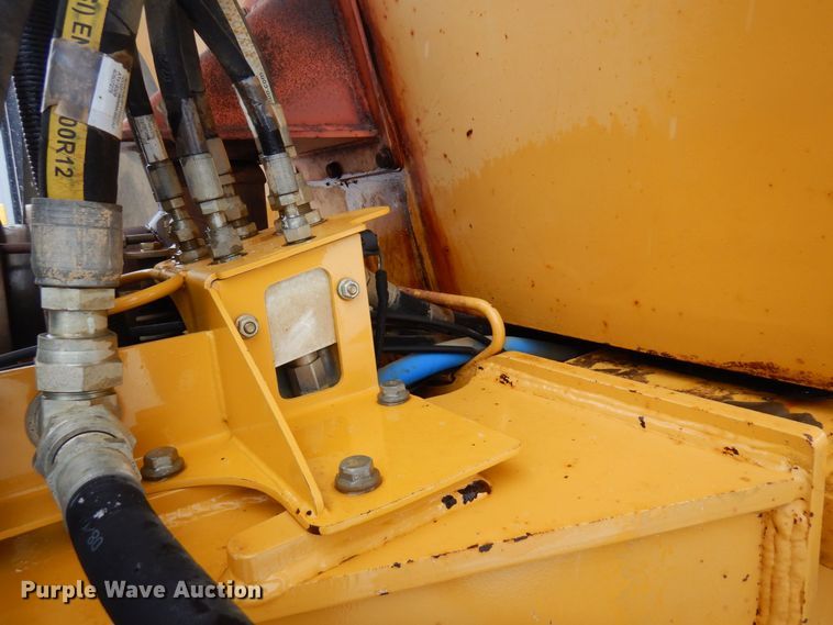 image for item AF9272 2012 John Deere 460E  haul truck