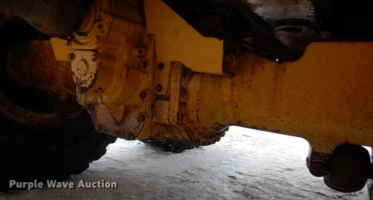 image for item AF9272 2012 John Deere 460E  haul truck