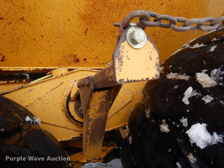 image for item AF9272 2012 John Deere 460E  haul truck