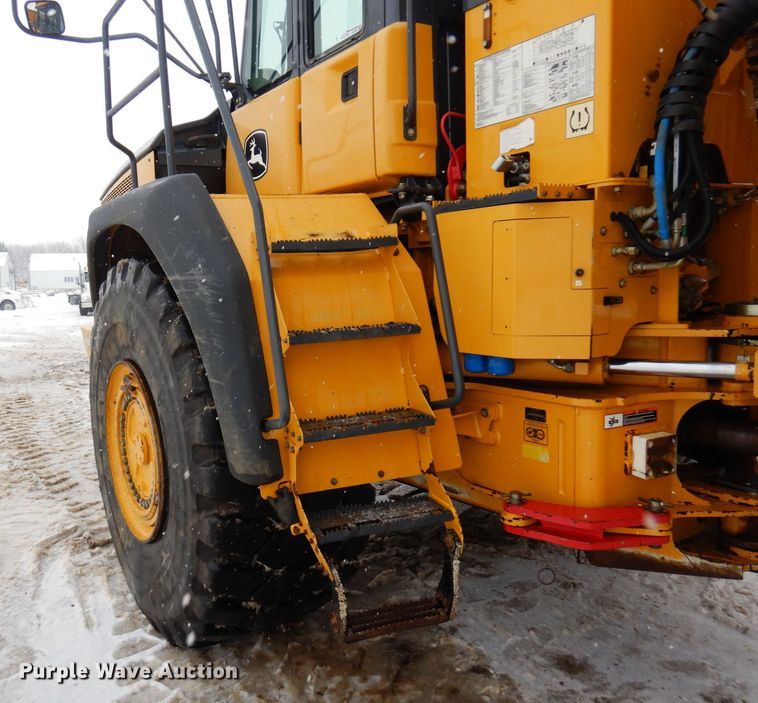 image for item AF9272 2012 John Deere 460E  haul truck