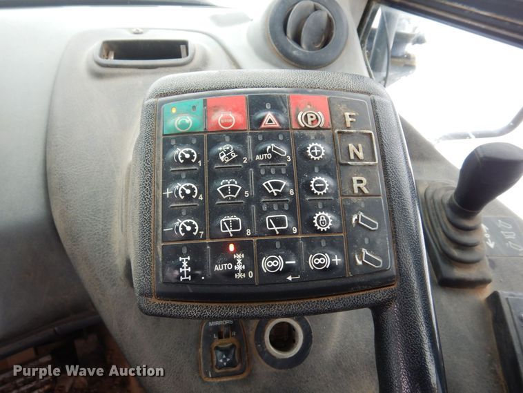 image for item AF9272 2012 John Deere 460E  haul truck