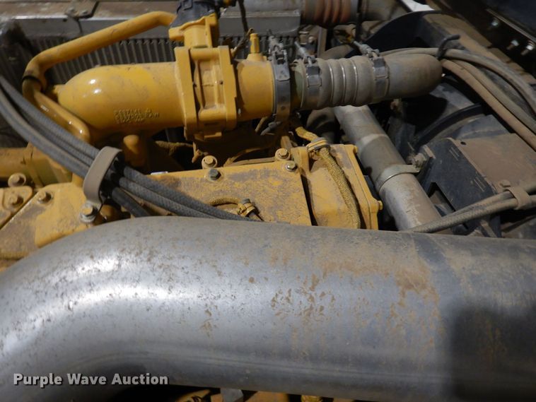 image for item AF9272 2012 John Deere 460E  haul truck