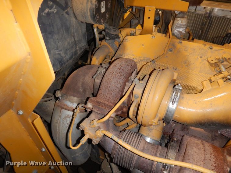 image for item AF9272 2012 John Deere 460E  haul truck