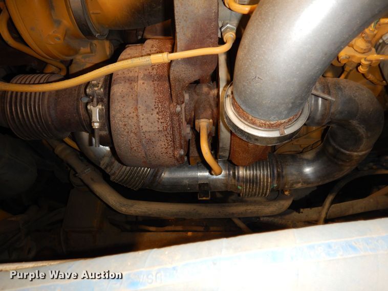 image for item AF9272 2012 John Deere 460E  haul truck