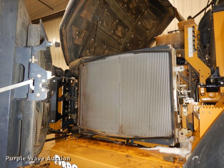 image for item AF9272 2012 John Deere 460E  haul truck