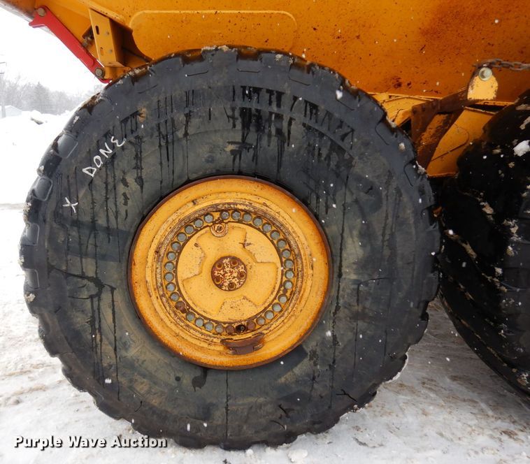 image for item AF9272 2012 John Deere 460E  haul truck