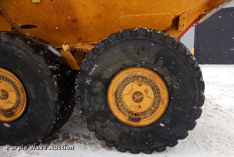 image for item AF9272 2012 John Deere 460E  haul truck