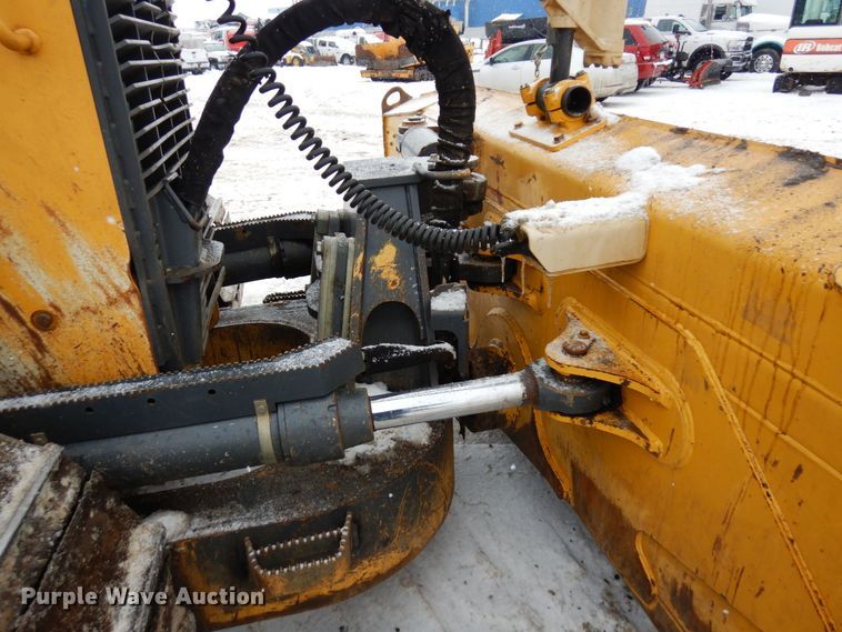 image for item AF9273 2014 John Deere 750K LGP  dozer