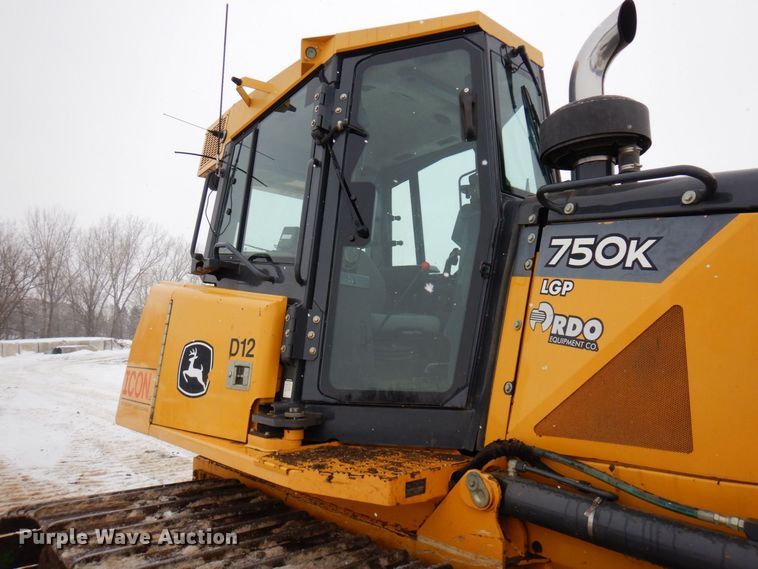 image for item AF9273 2014 John Deere 750K LGP  dozer