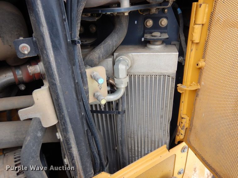 image for item AF9273 2014 John Deere 750K LGP  dozer