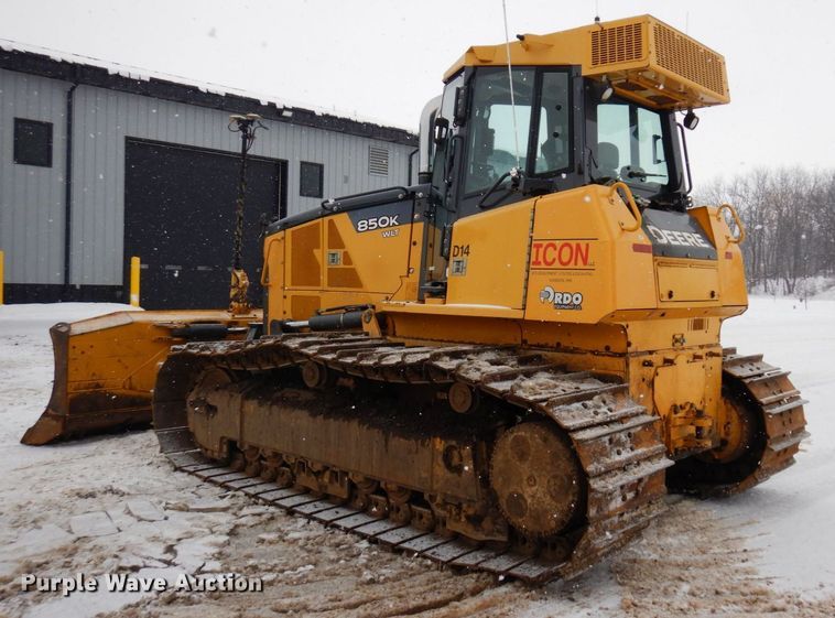 image for item AF9274 2013 John Deere 850K WLT  dozer