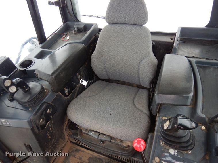 image for item AF9274 2013 John Deere 850K WLT  dozer