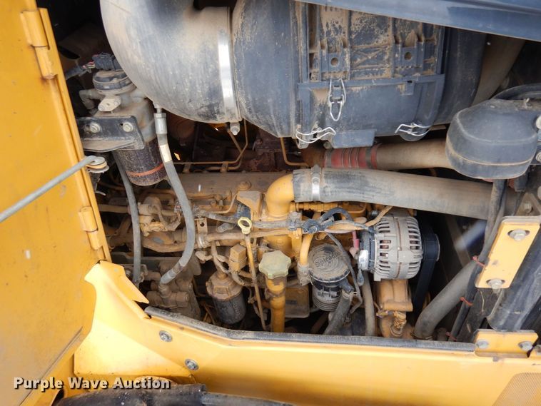 image for item AF9274 2013 John Deere 850K WLT  dozer