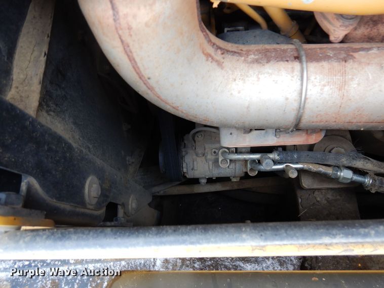 image for item AF9274 2013 John Deere 850K WLT  dozer