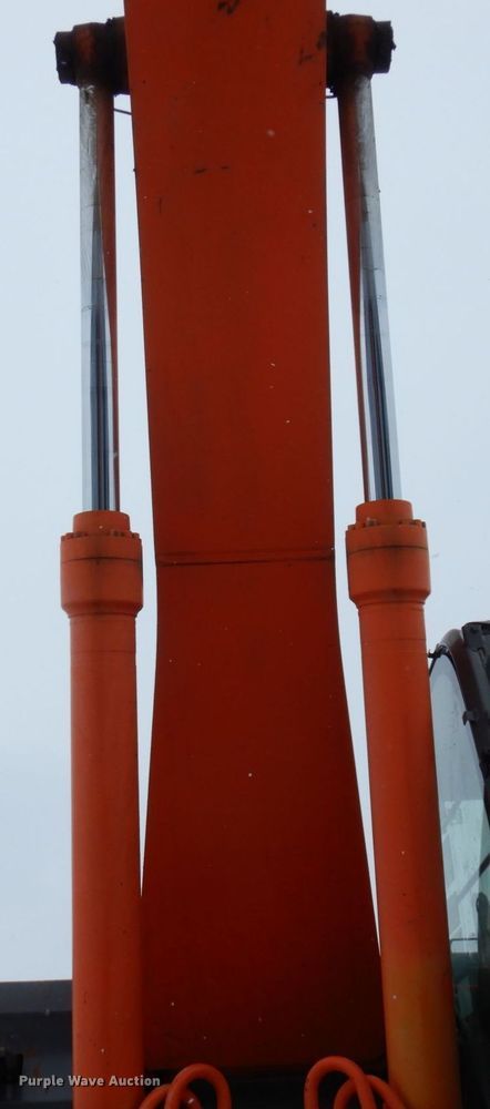 image for item AF9275 2006 Hitachi ZX350LC-3  excavator