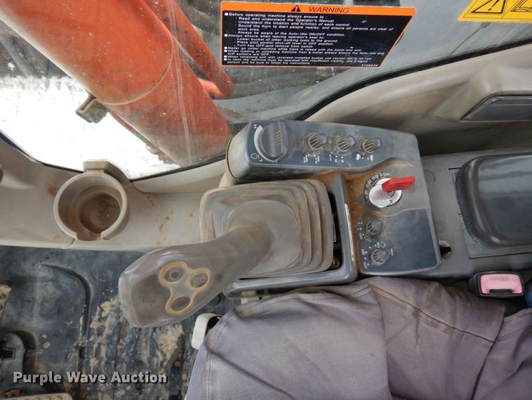 image for item AF9275 2006 Hitachi ZX350LC-3  excavator