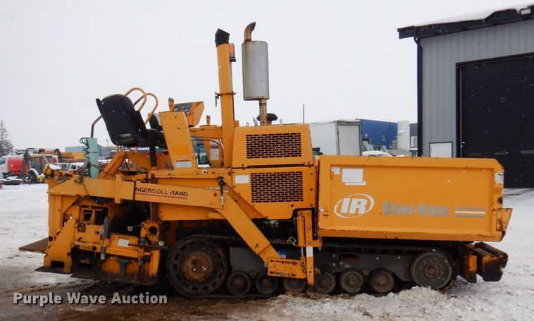 image for item AF9277 2001 Blaw-Knox PF-4410  paver