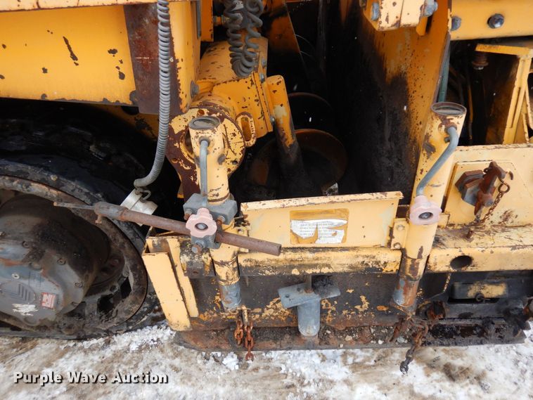 image for item AF9277 2001 Blaw-Knox PF-4410  paver