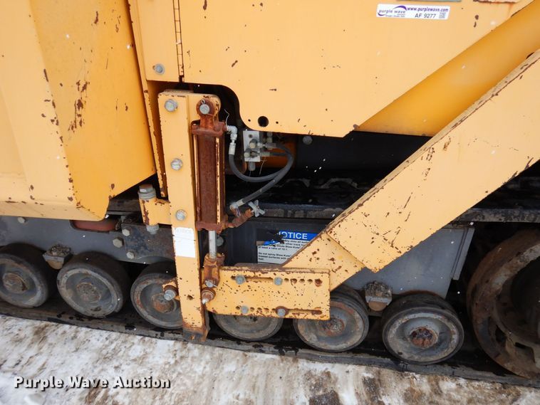 image for item AF9277 2001 Blaw-Knox PF-4410  paver